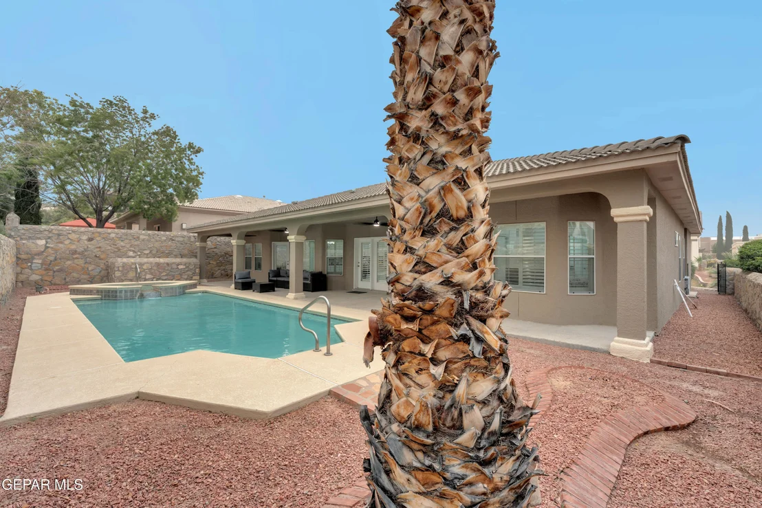 Photo of 6337 FRANKLIN RED Drive