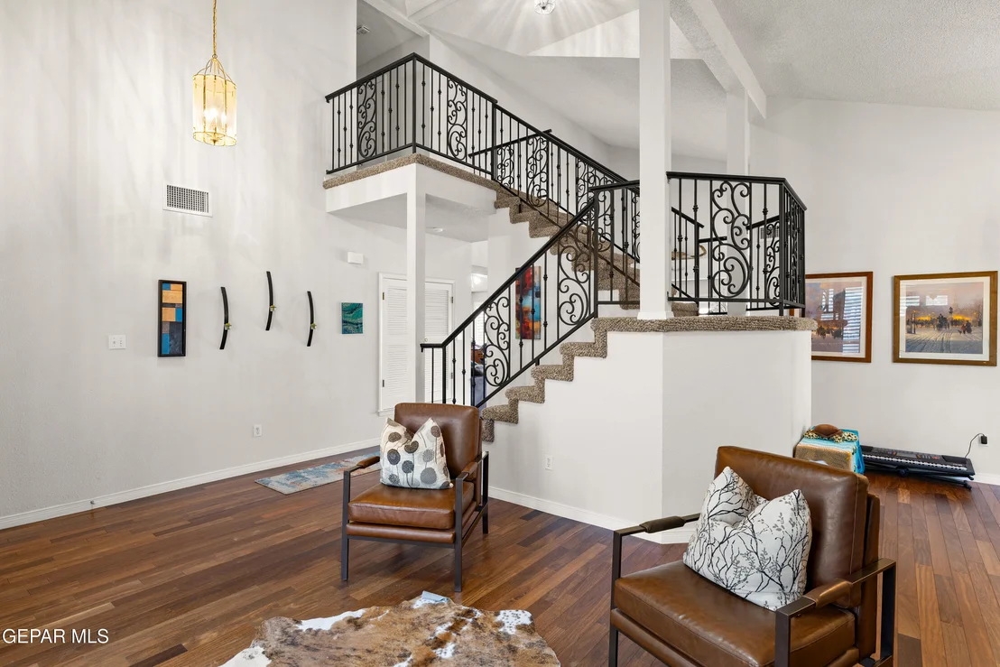 Photo of 1000 SUN RIDGE Drive