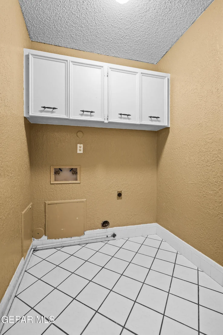 Photo of 334 Thunderbird Drive