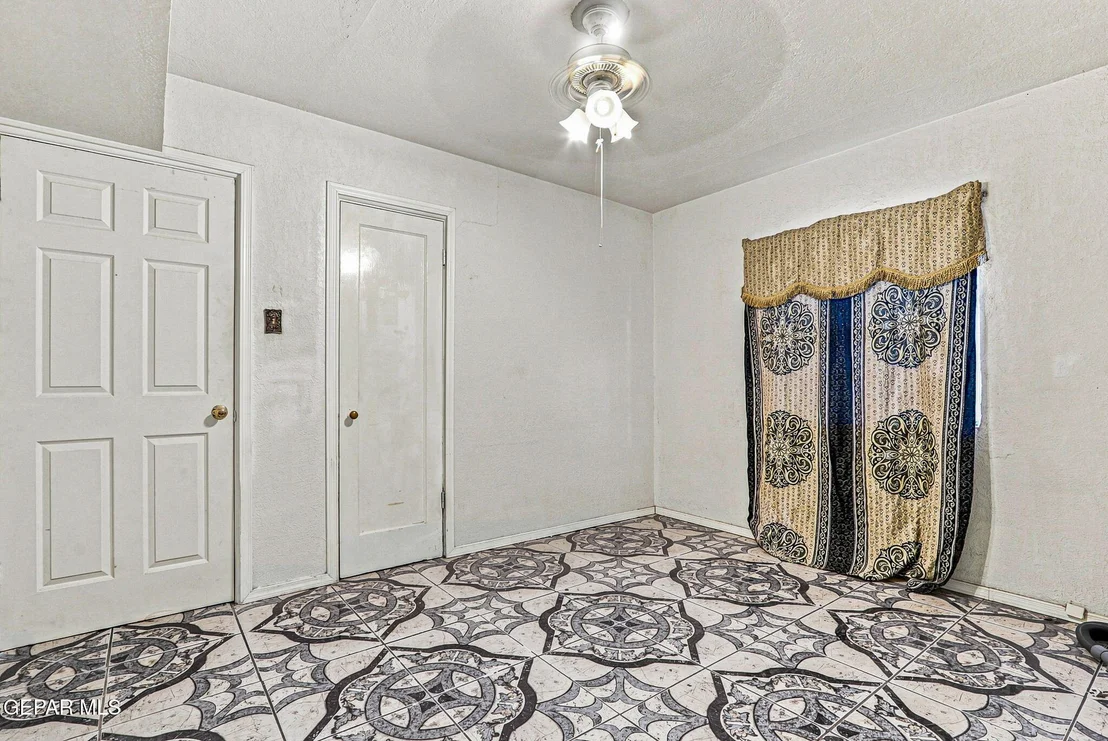 Photo of 637 Alicia Drive