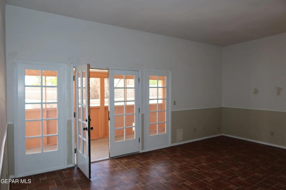 Photo of 836 DE LEON Drive