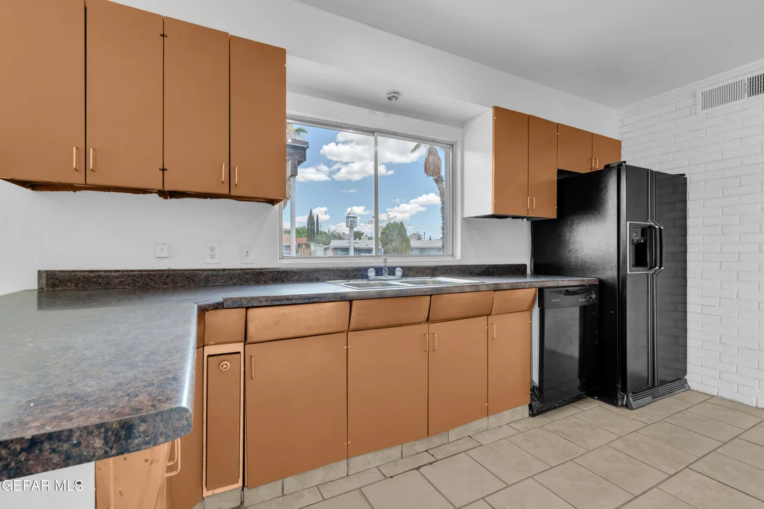 Photo of 6033 Isabella Drive