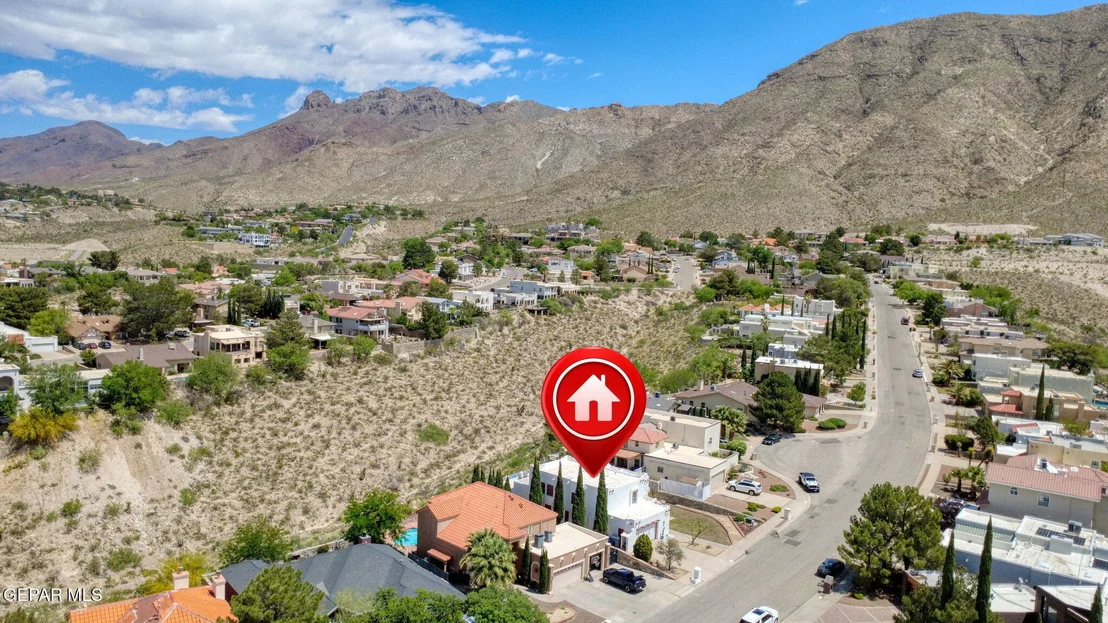 Photo of 605 MOONDALE Drive