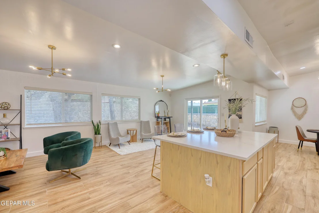 Photo of 2320 SEA SIDE Drive