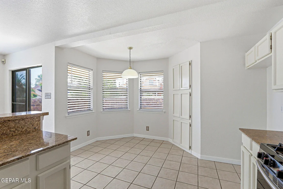 Photo of 7109 OVAL ROCK Drive