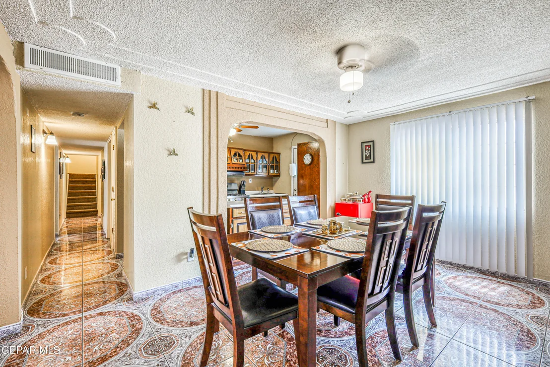 Photo of 11581 Valle Verde Road