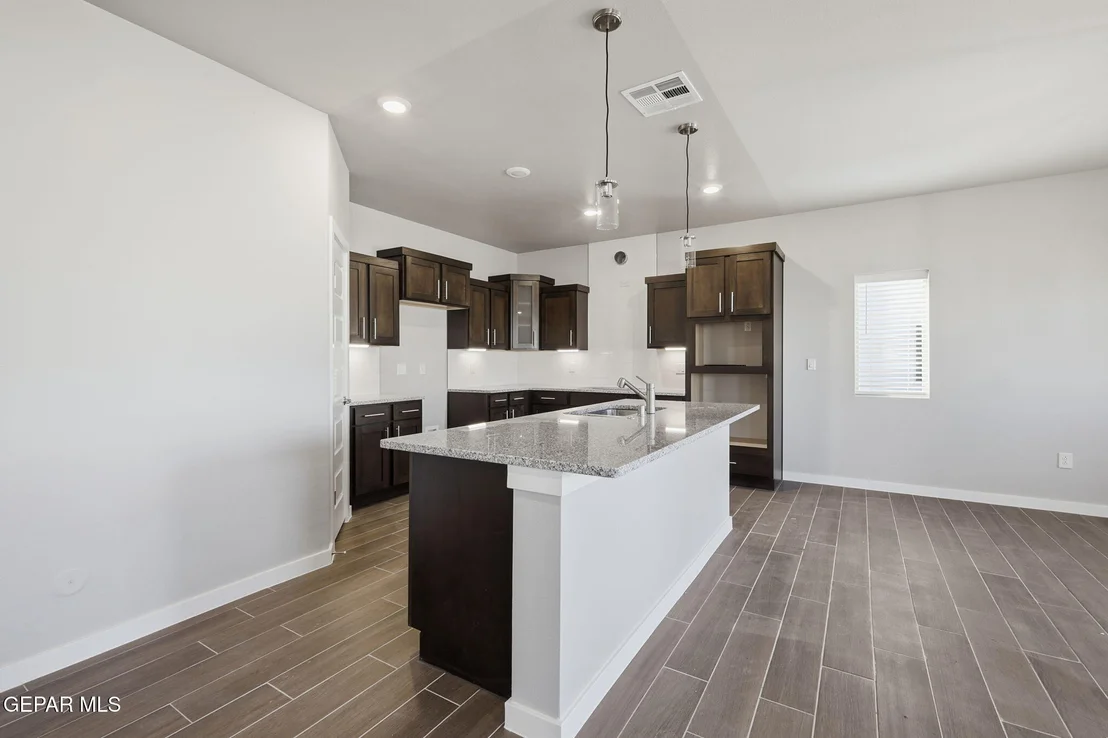 Photo of 11861 Travesia Place