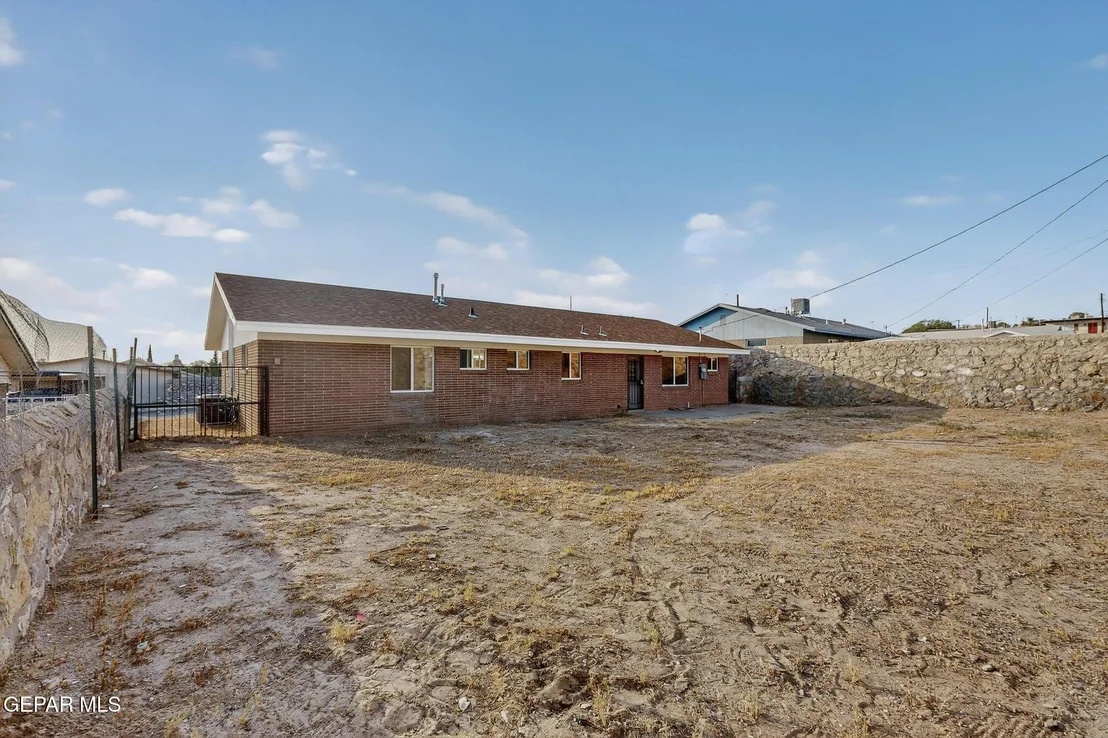 Photo of 105 CAMILLE Drive