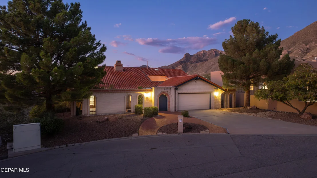 Photo of 401 Sharondale Drive