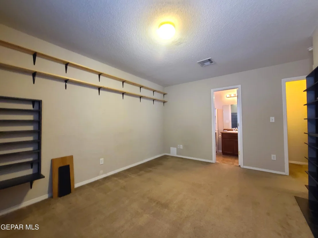 Photo of 11661 OCHRE BLUFF Lane