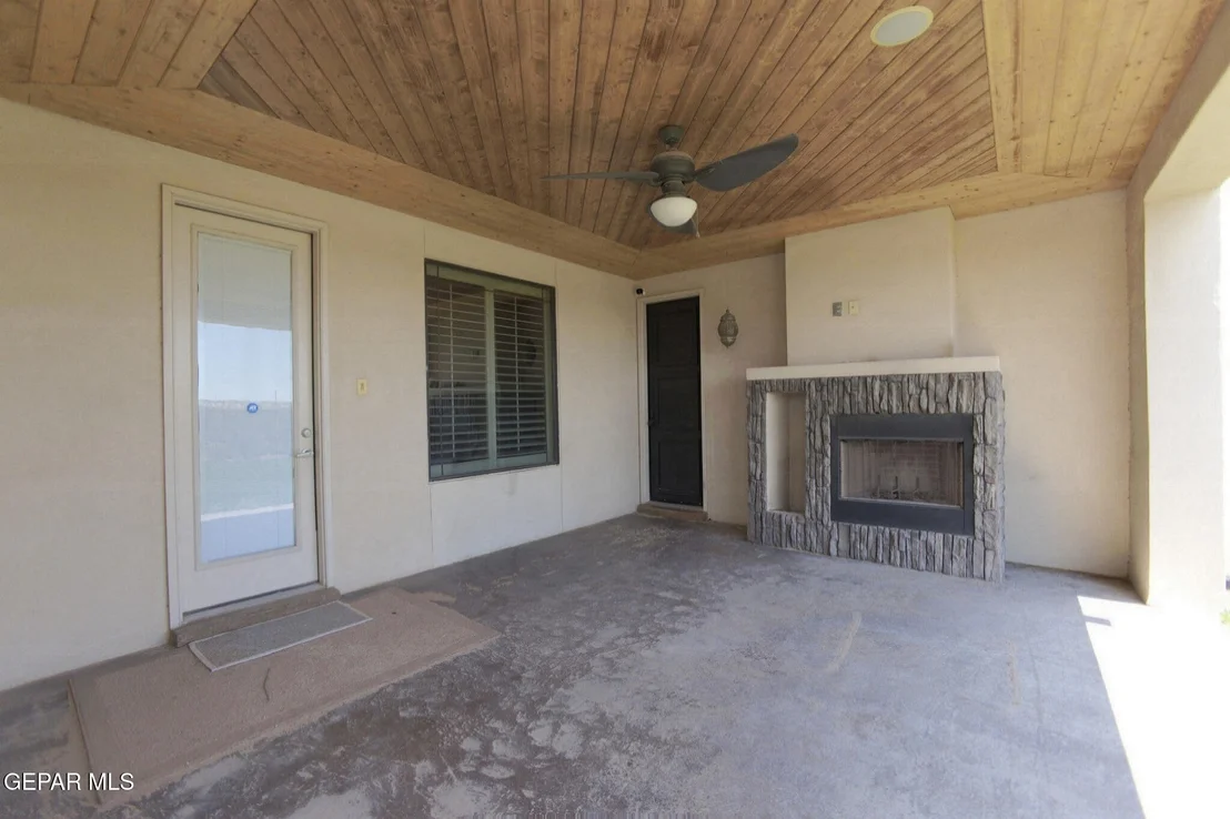 Photo of 14200 RAINBOW POINT Drive
