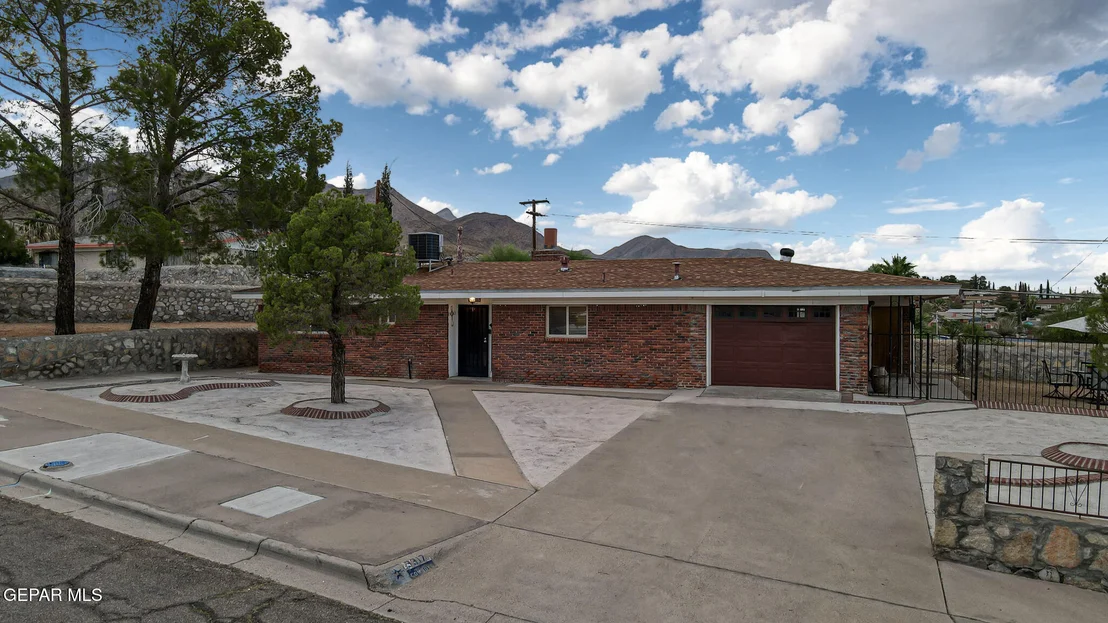 Photo of 3317 ZIRCON Drive