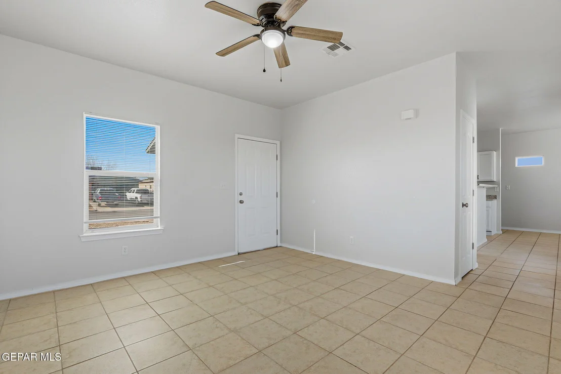 Photo of 10424 SILVERCLOUD Drive