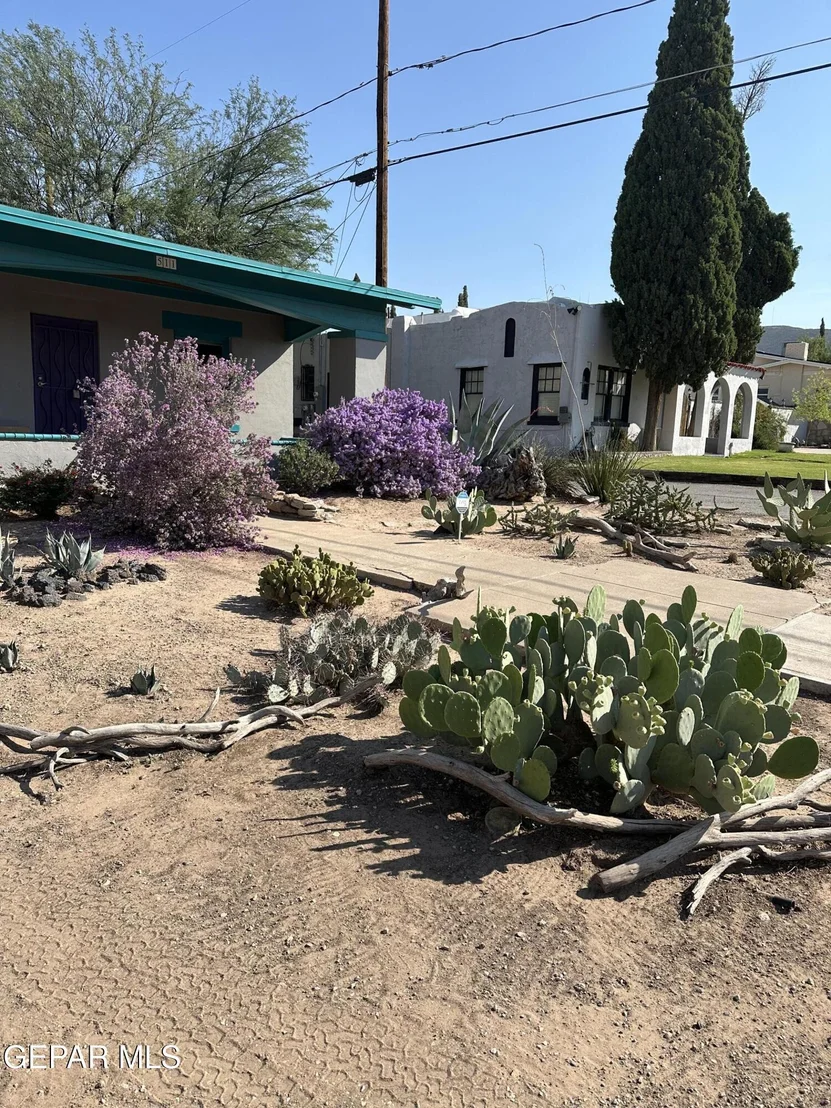 Photo of 511 E. Blanchard Avenue
