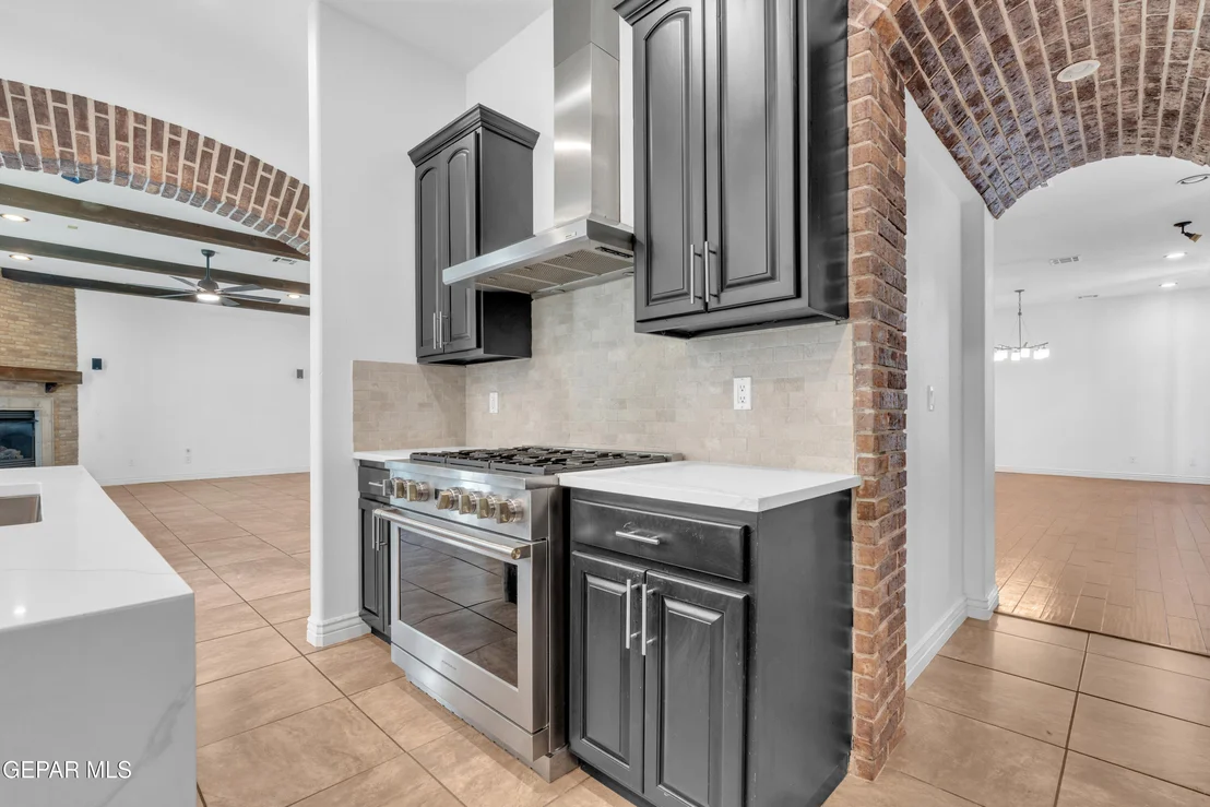 Photo of 5833 SUNDALE Road