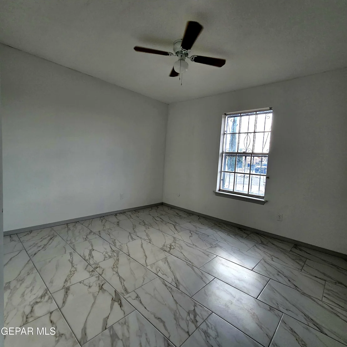 Photo of 3012 SEA BREEZE Drive