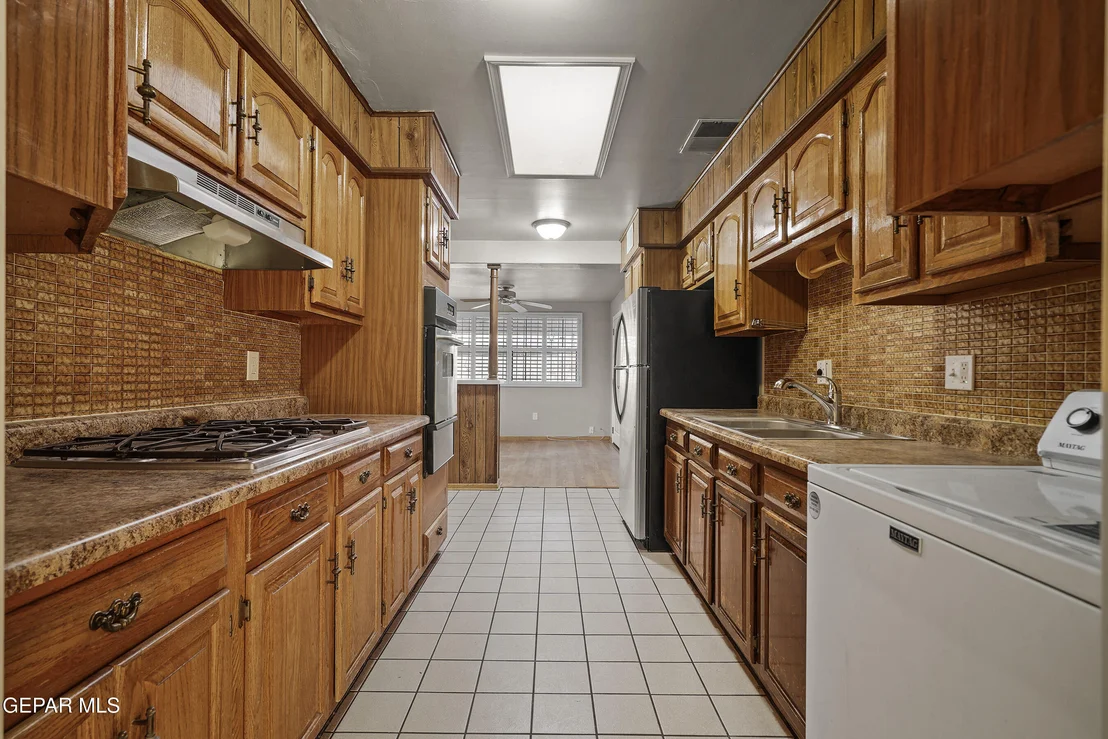 Photo of 904 Apple Lane
