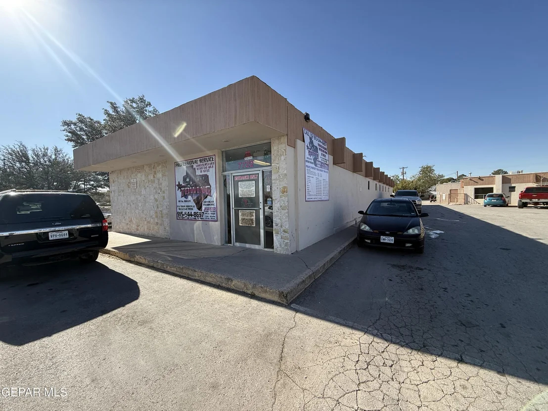 Photo of Unit 1 at 7722 N LOOP Drive