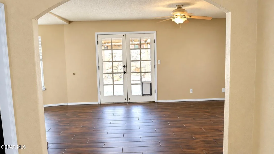 Photo of 11221 KINGFISH Court