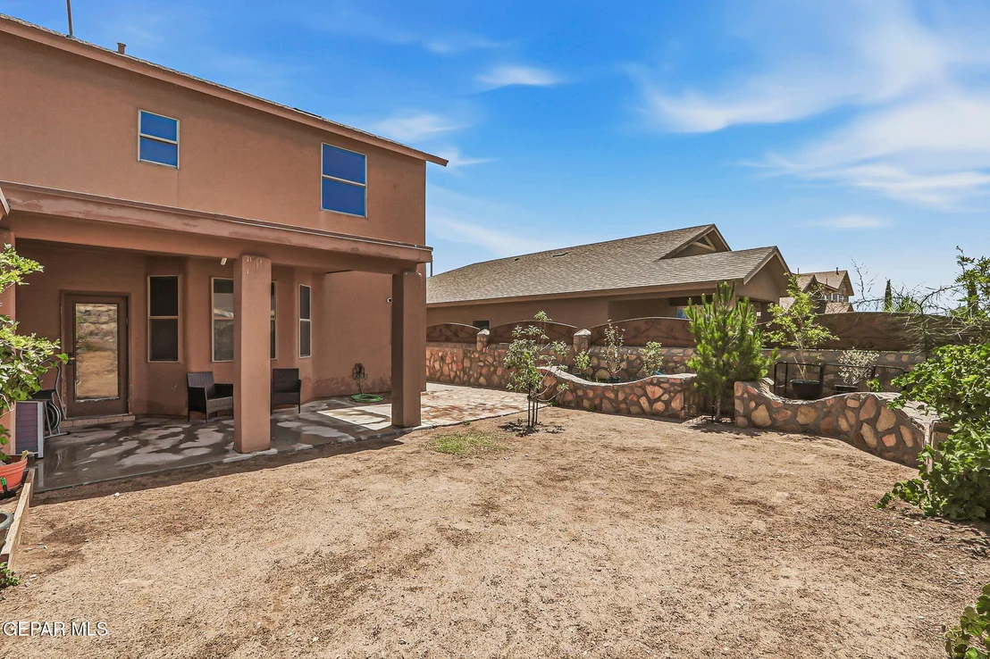 Photo of 331 EMERALD WOODS Street