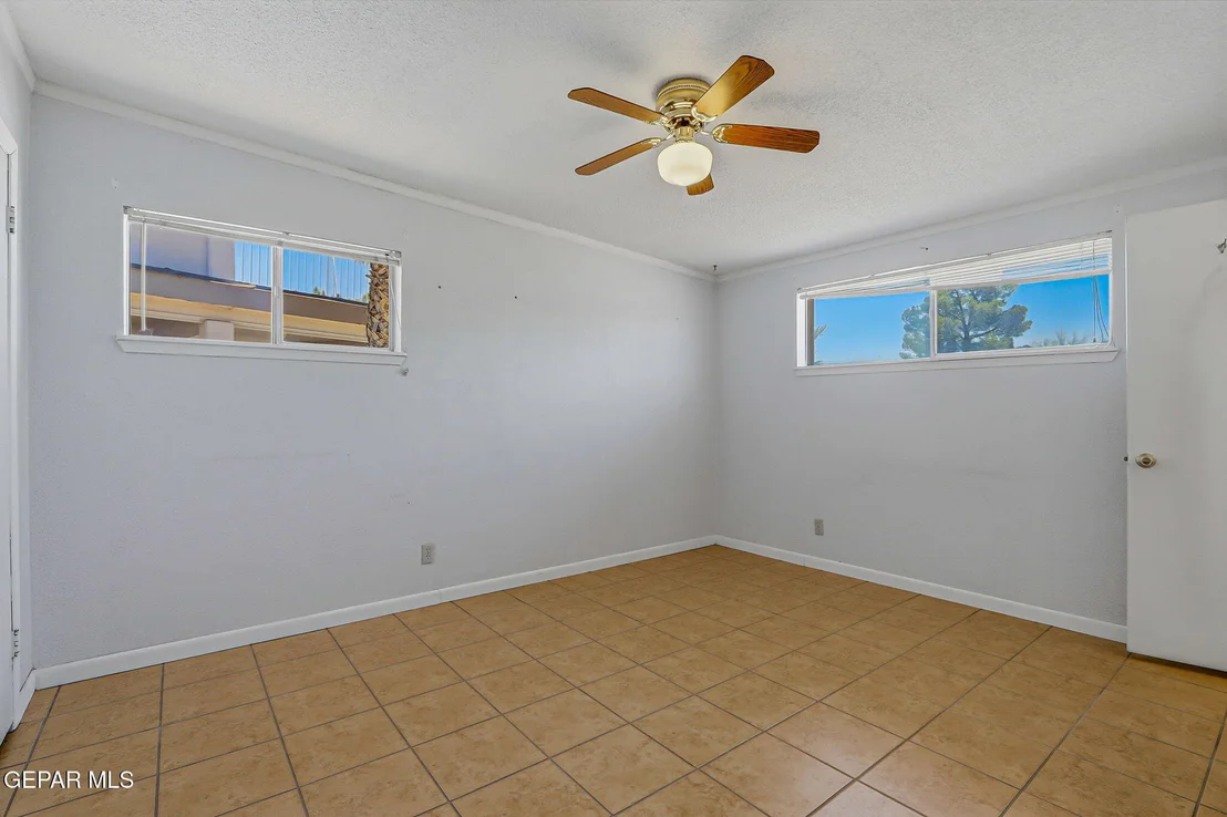 Photo of 10161 BERMUDA Avenue