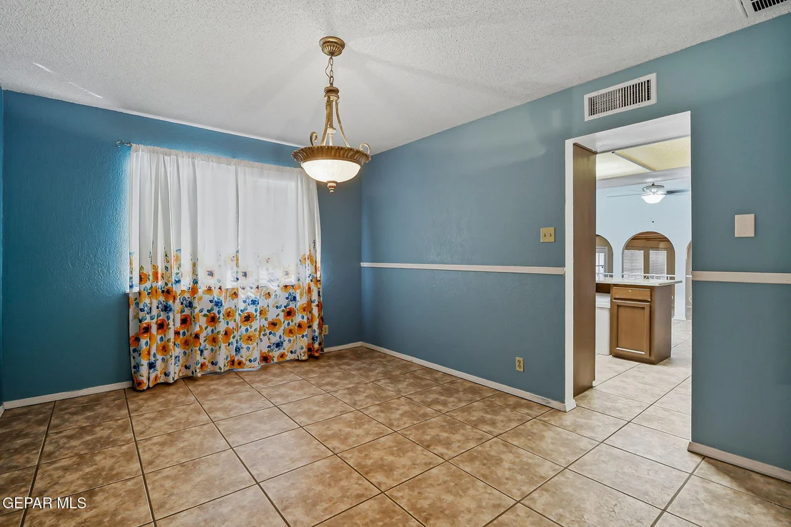 Photo of 11700 CASA VIEW Drive