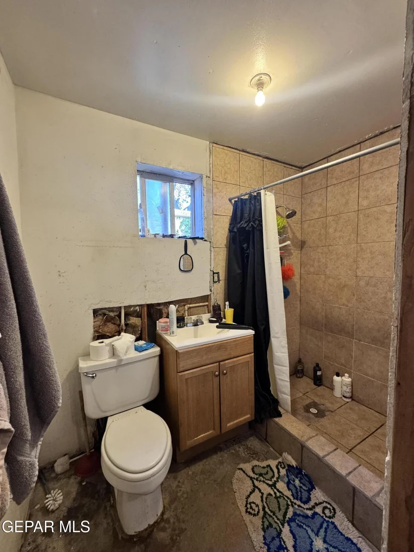 Photo of 7045 1st Street