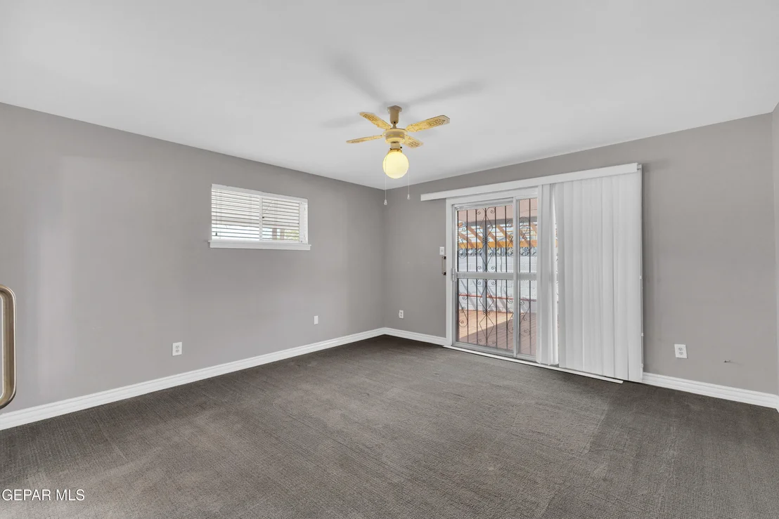 Photo of 1304 WAINWRIGHT Drive
