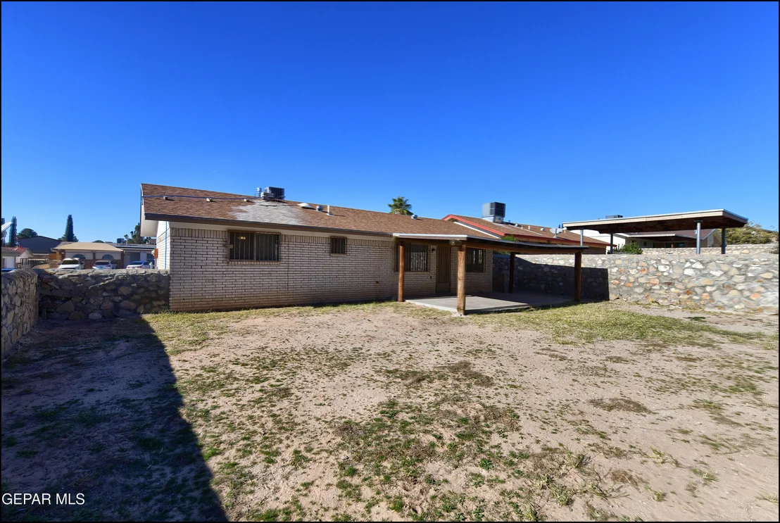 Photo of 1612 JAMES CHISUM Drive