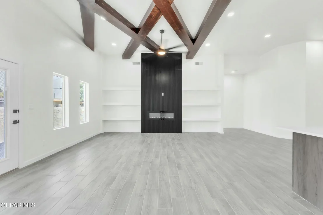 Photo of 313 KITT Road