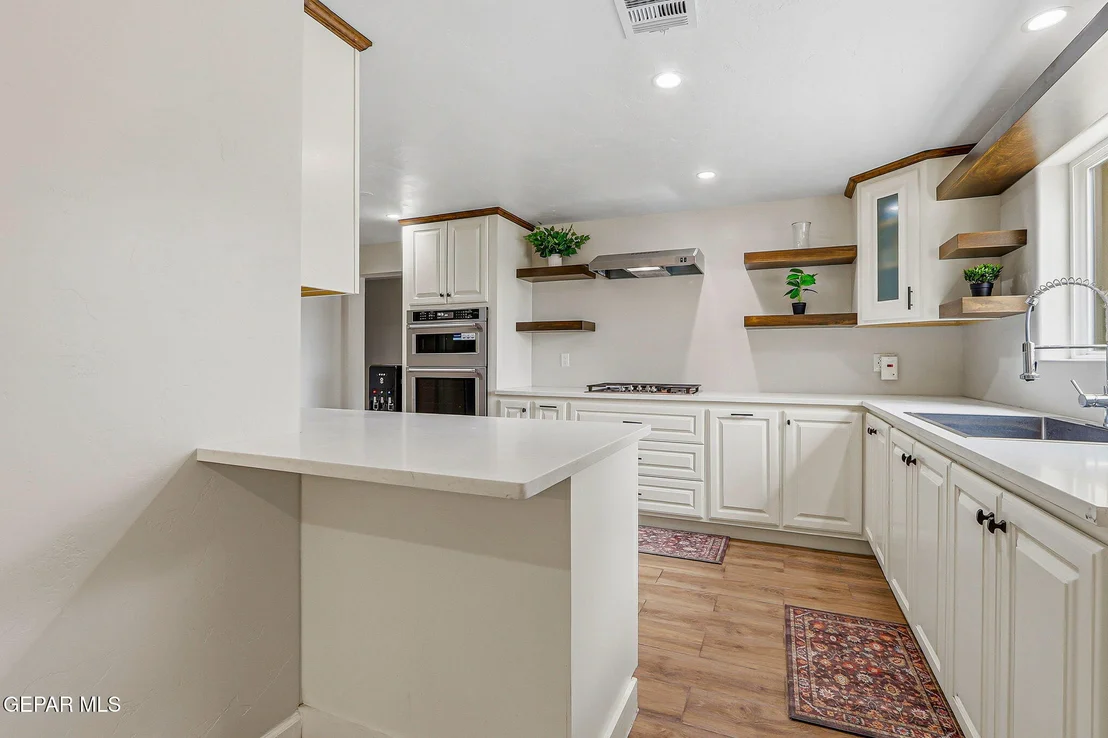 Photo of 224 Pacific Drive