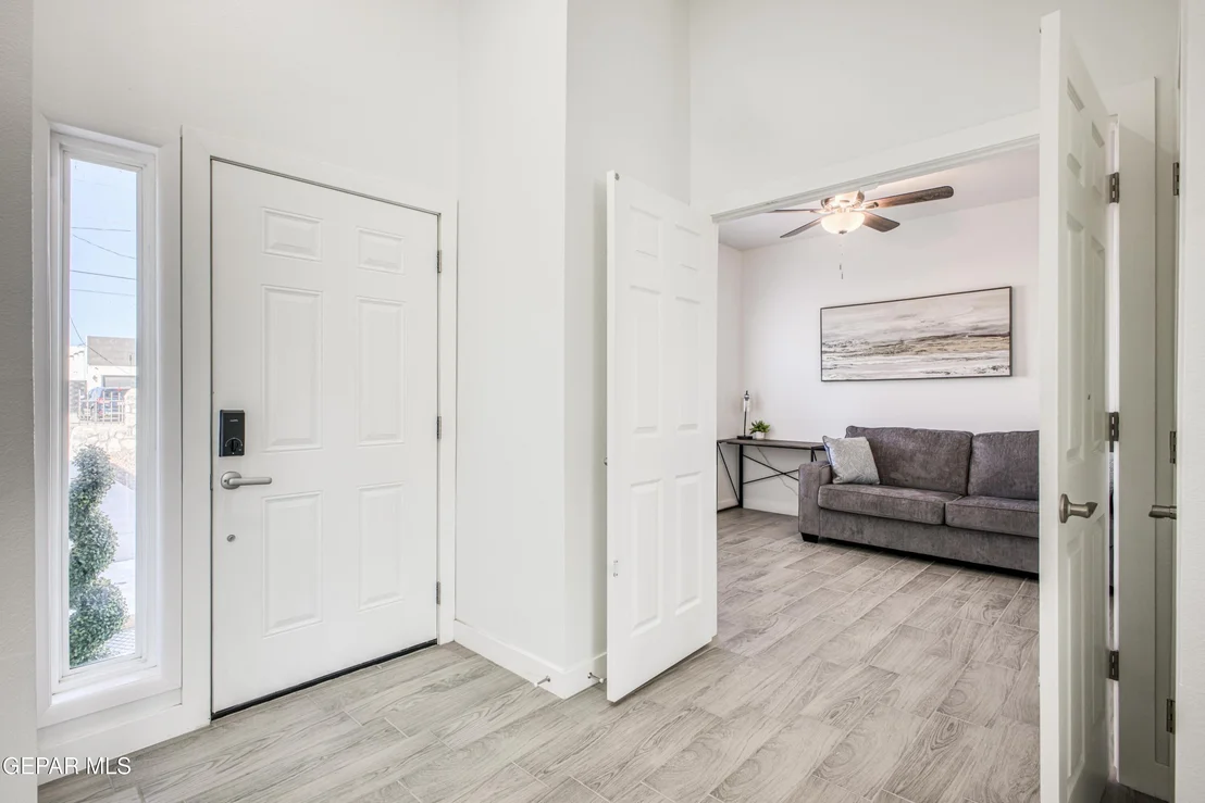 Photo of 440 JAMES Street