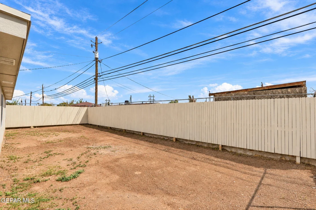 Photo of 5312 DEARBORNE Drive