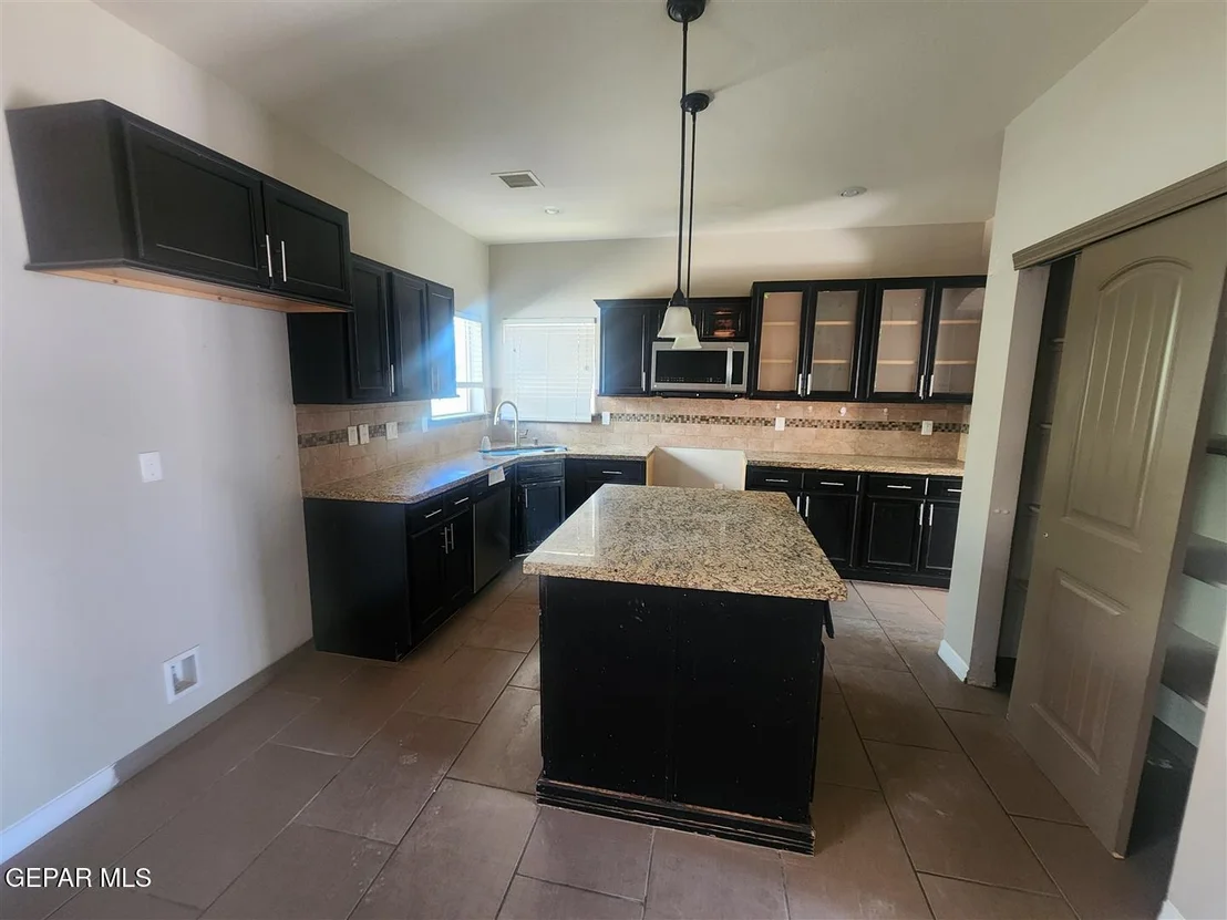 Photo of 3228 MERRY MEADOW