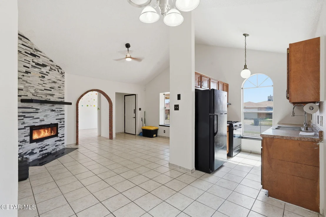 Photo of 10905 DIZZY DEAN Place