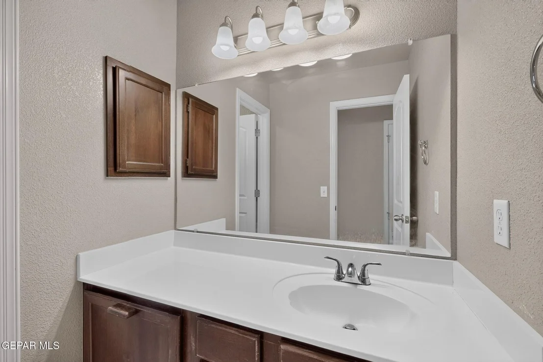 Photo of 6633 Cabana Del Sol Drive