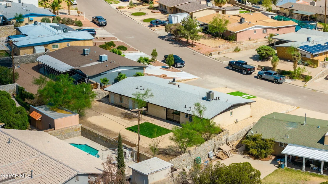 Photo of 4318 Larchmont Drive