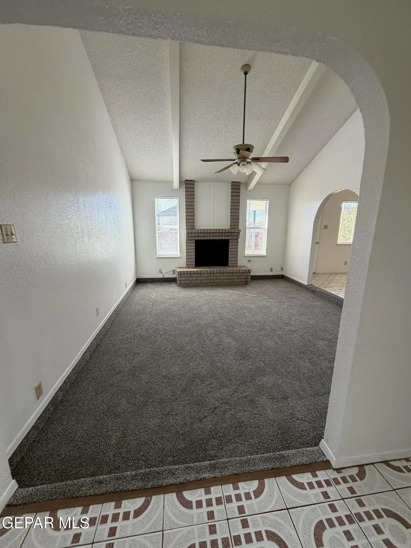 Photo of 905 Mark Wallace Lane