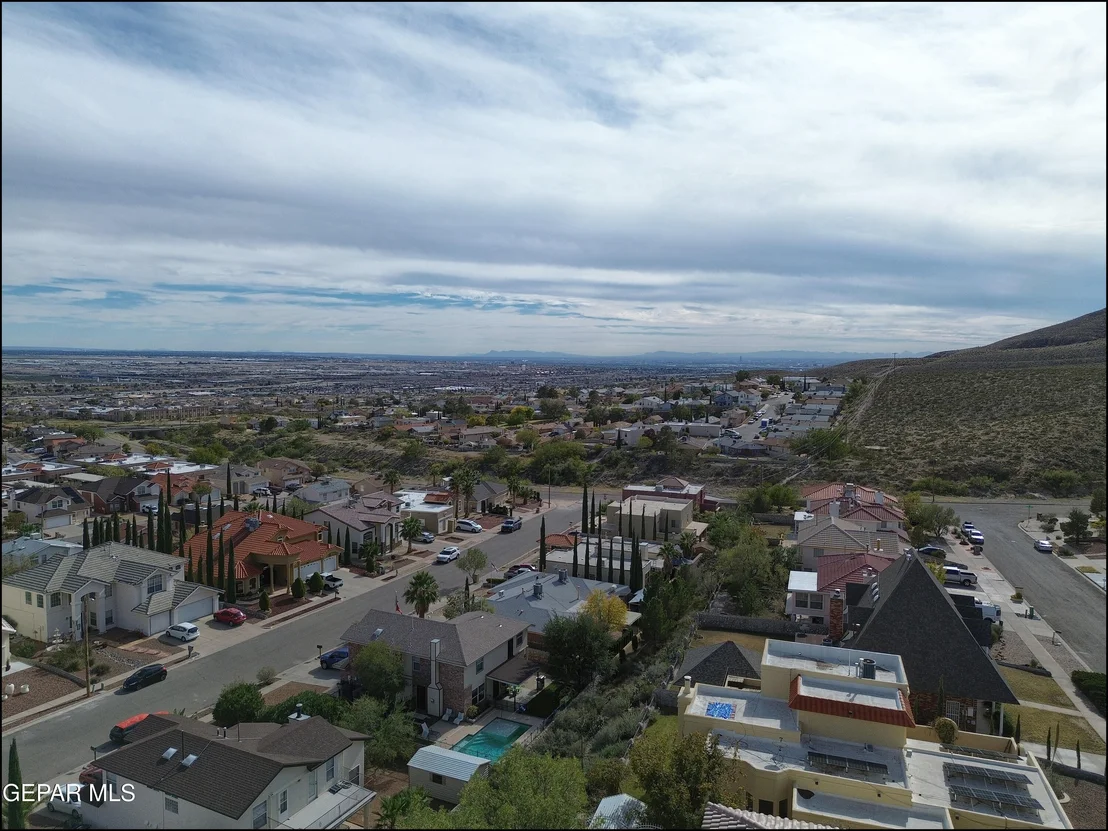 Photo of 7516 BIG BEND Drive