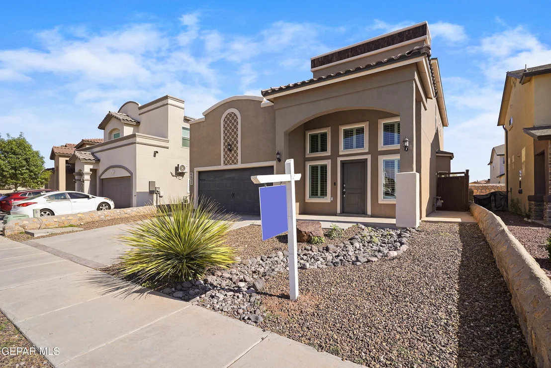 Photo of 6933 COPPER TOWN Drive