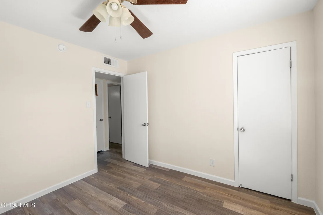 Photo of 5105 DEBEERS Drive