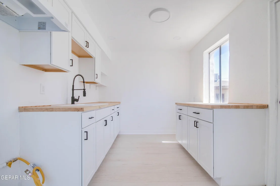Photo of 8165 JOSEPHINE Circle