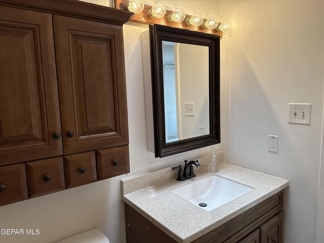 Photo of 5744 Longview Circle