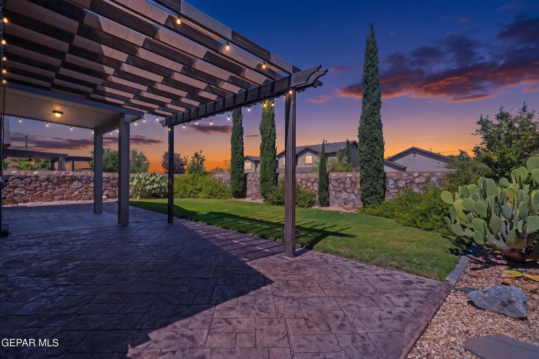 Photo of 7553 WOLF CREEK Drive