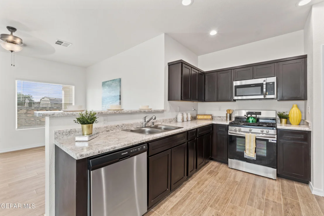 Photo of 309 Sand Gate Drive