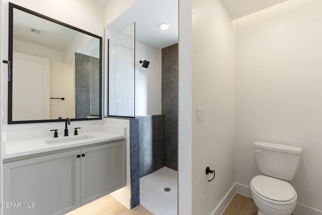 Photo of 617 Paseo De La Reina Street
