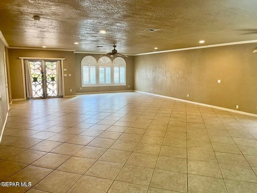 Photo of 7409 EDGEMERE Boulevard