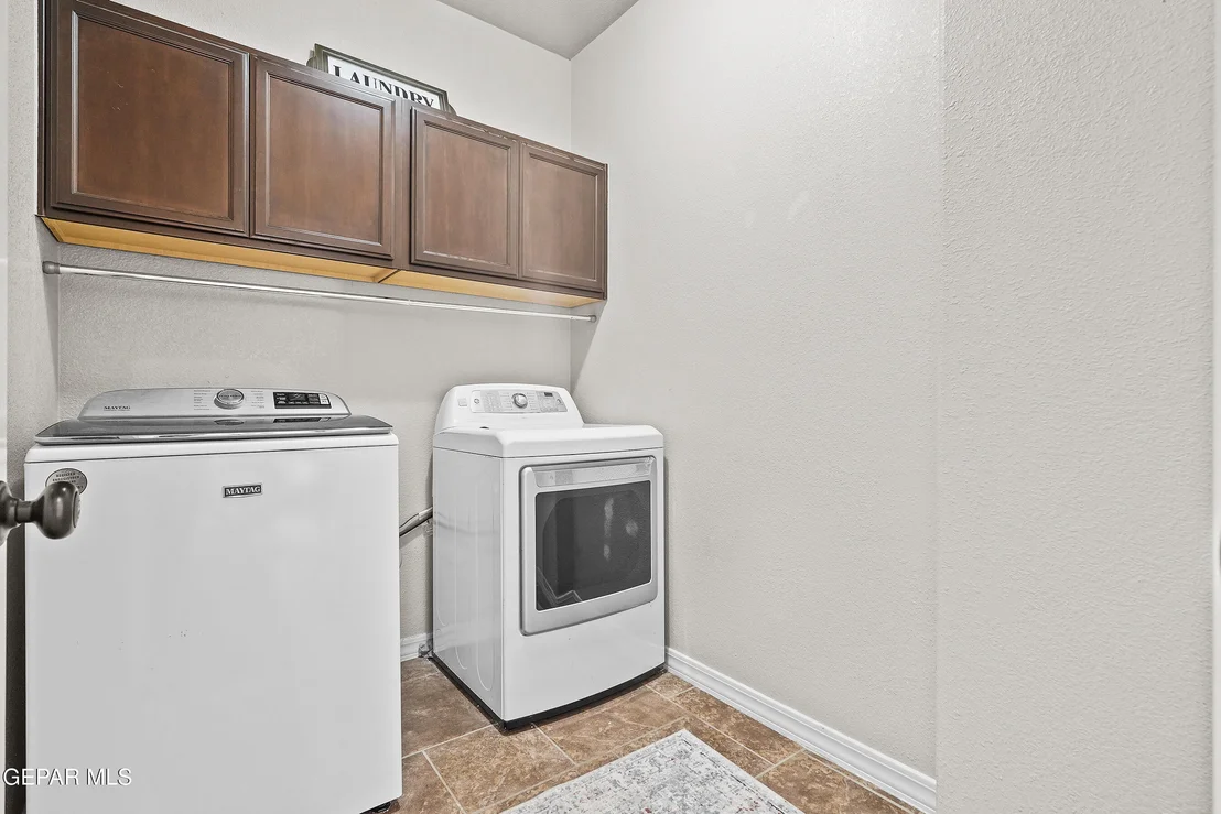 Photo of 3066 SNOWY POINT Drive