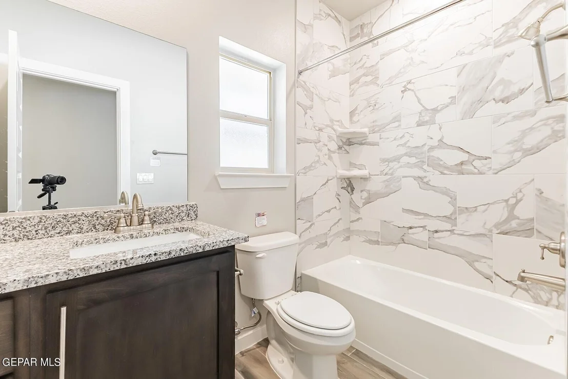 Photo of 15232 Concentrate Avenue
