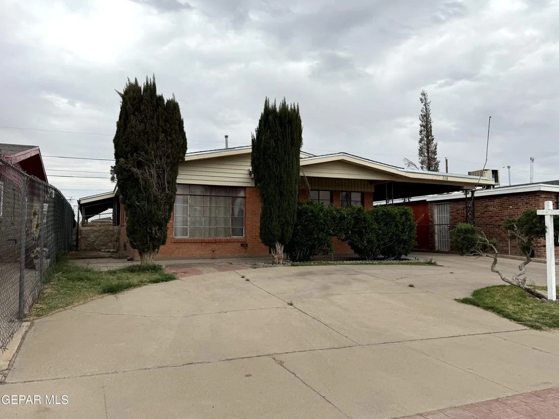 Photo of 228 MANGO Road